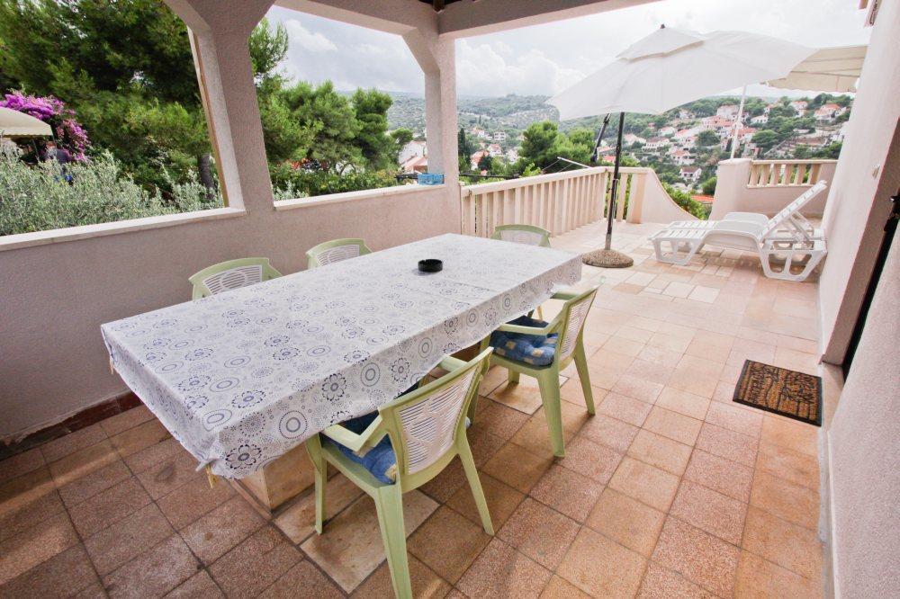 Apartment Miljenko Tomic Splitska Buitenkant foto