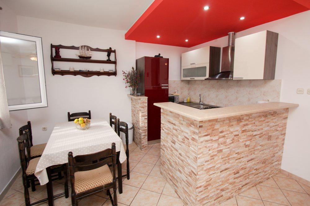 Apartment Miljenko Tomic Splitska Buitenkant foto
