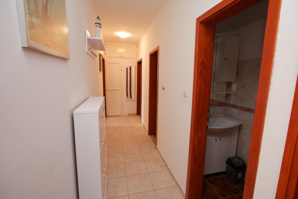 Apartment Miljenko Tomic Splitska Buitenkant foto