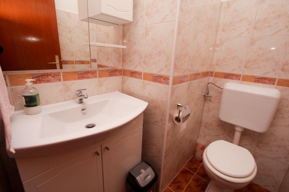 Apartment Miljenko Tomic Splitska Buitenkant foto